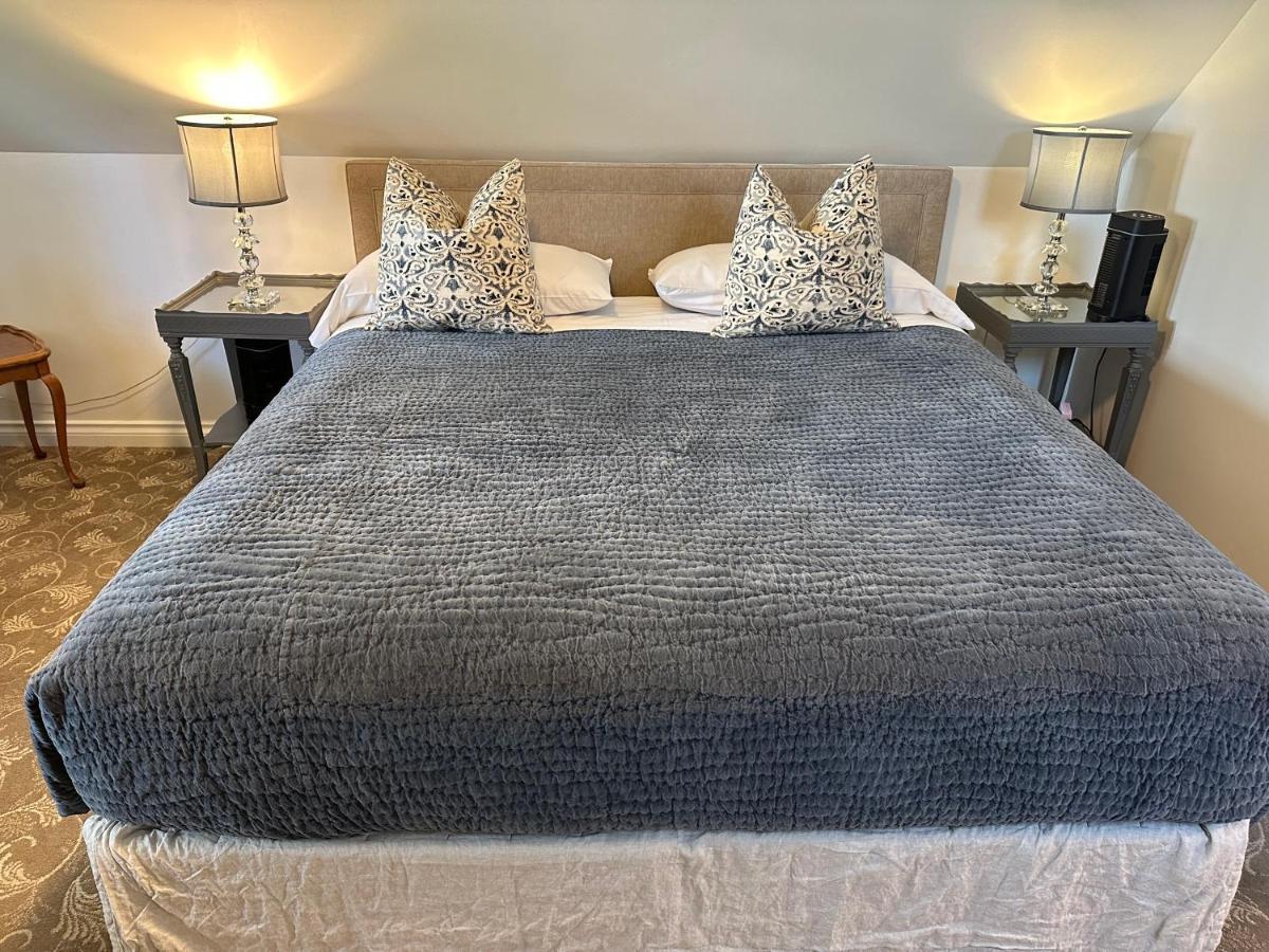 West End Guest House Λάνγκλεϊ Εξωτερικό φωτογραφία